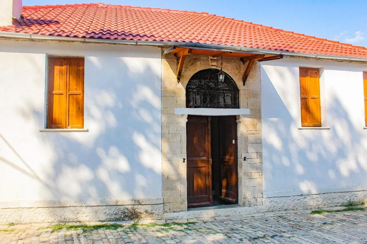 Silver Hill Guesthouse Gjirokaster 3*,  Albania