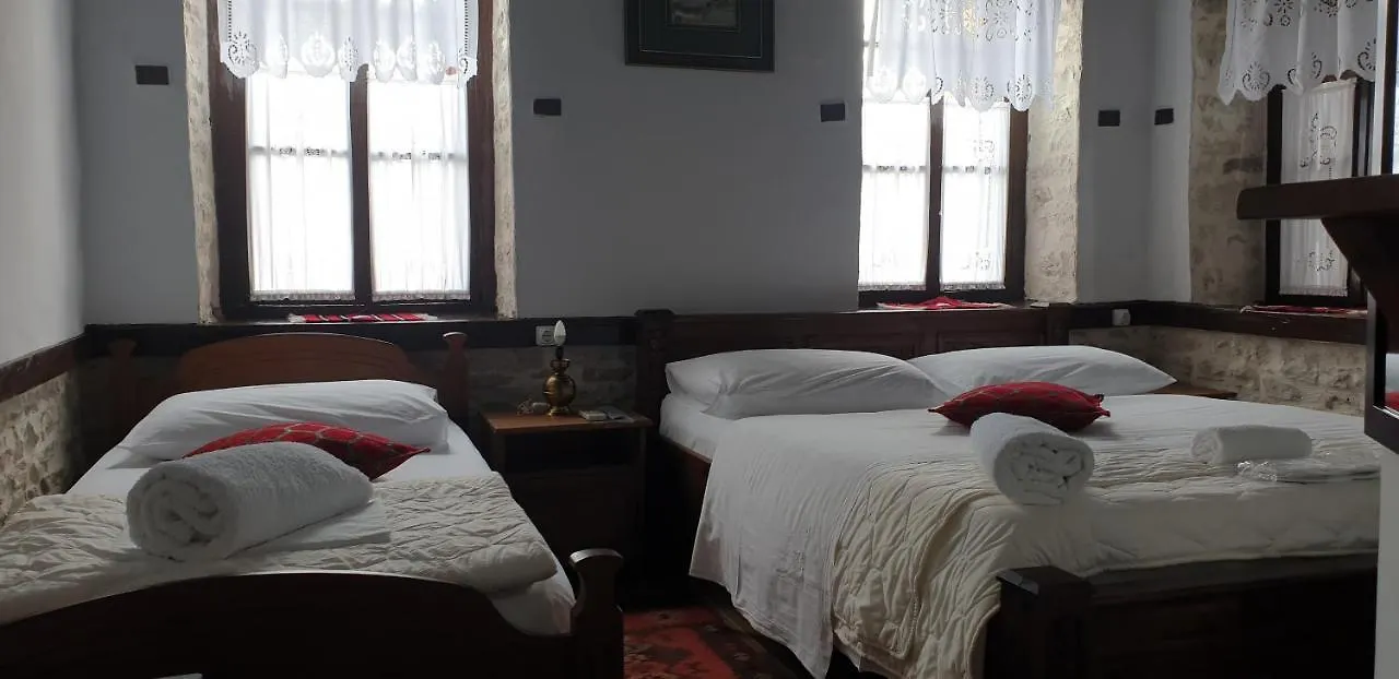 بيت ضيافة Silver Hill Guesthouse Gjirokastër