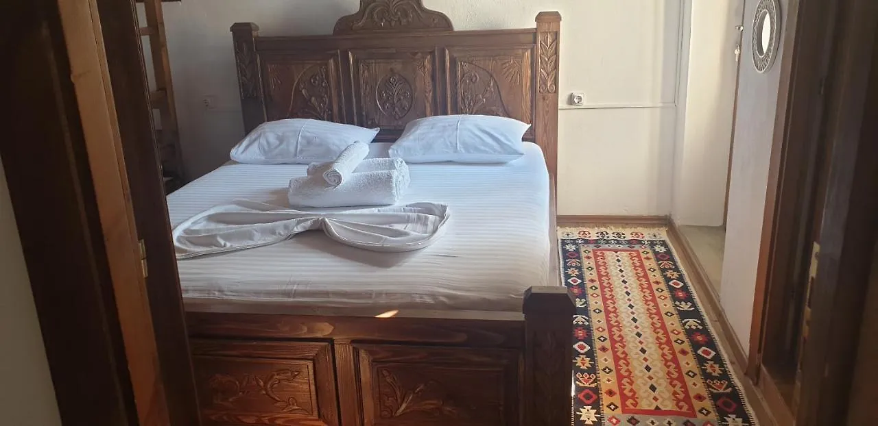 Silver Hill Guesthouse Gjirokaster Guest house