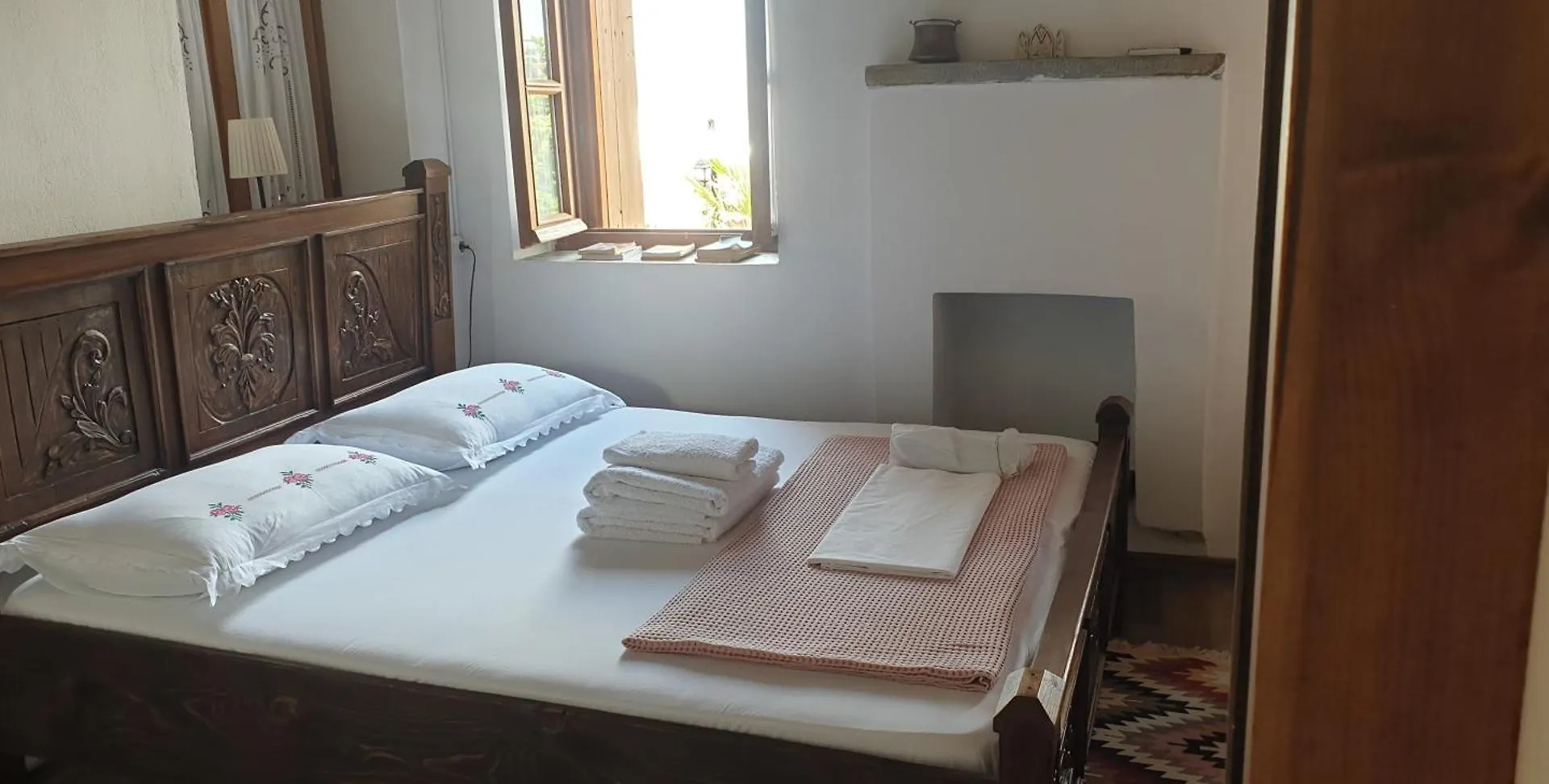Silver Hill Guesthouse Gjirokastër