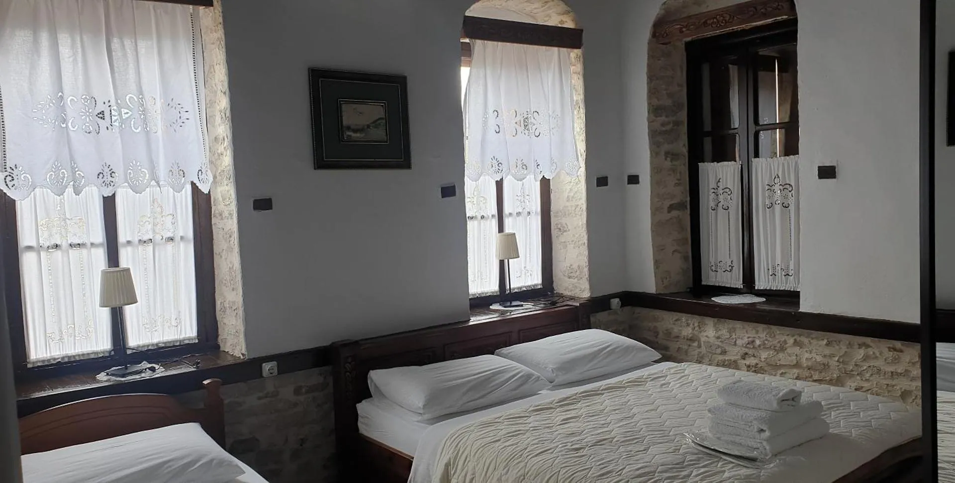 Silver Hill Guesthouse Gjirokaster Albania