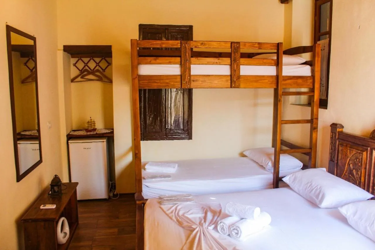 بيت ضيافة Silver Hill Guesthouse Gjirokastër