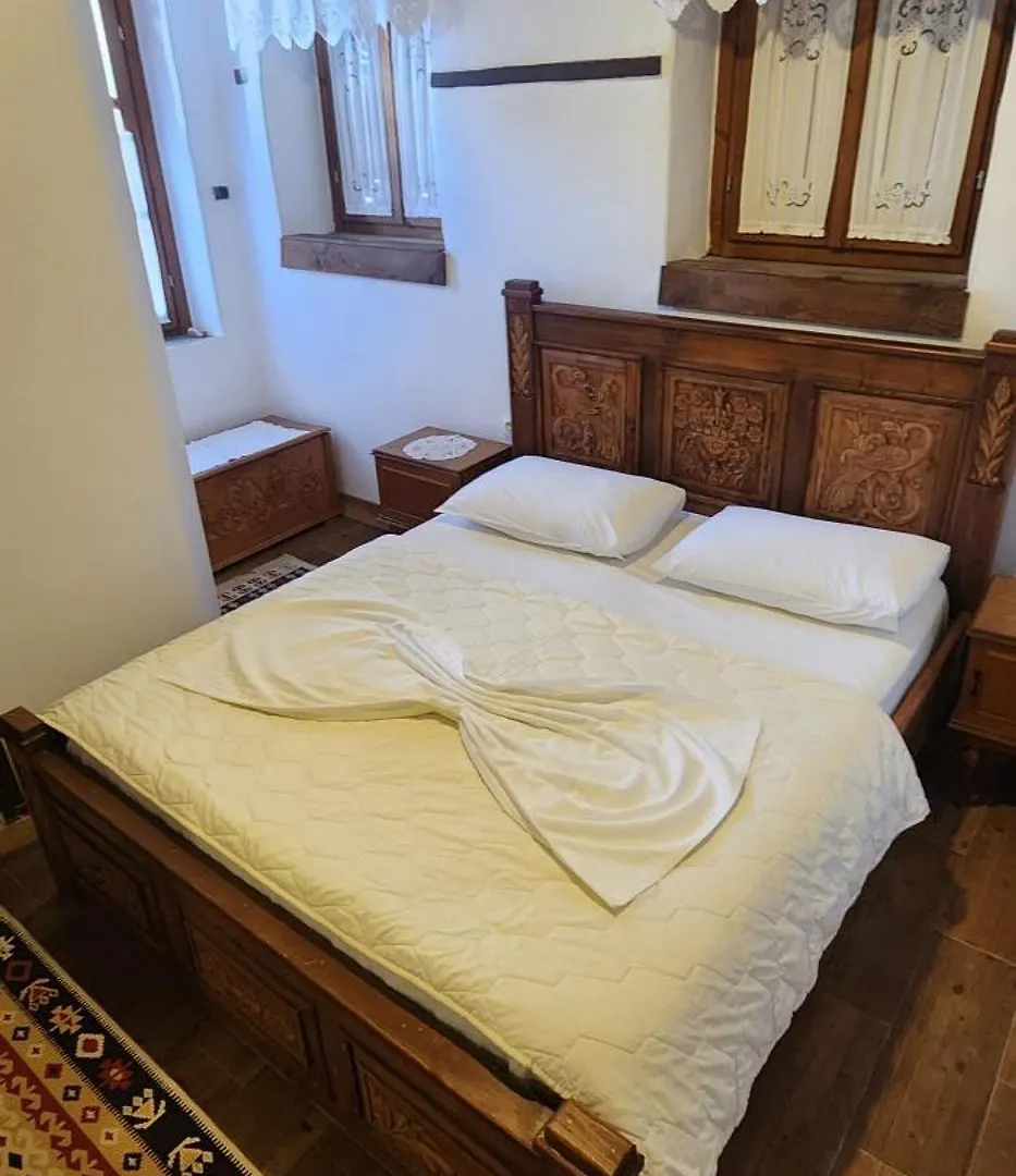 Silver Hill Guesthouse Gjirokastër بيت ضيافة