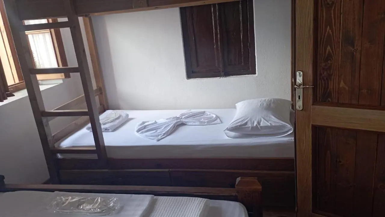 Silver Hill Guesthouse Gjirokastër