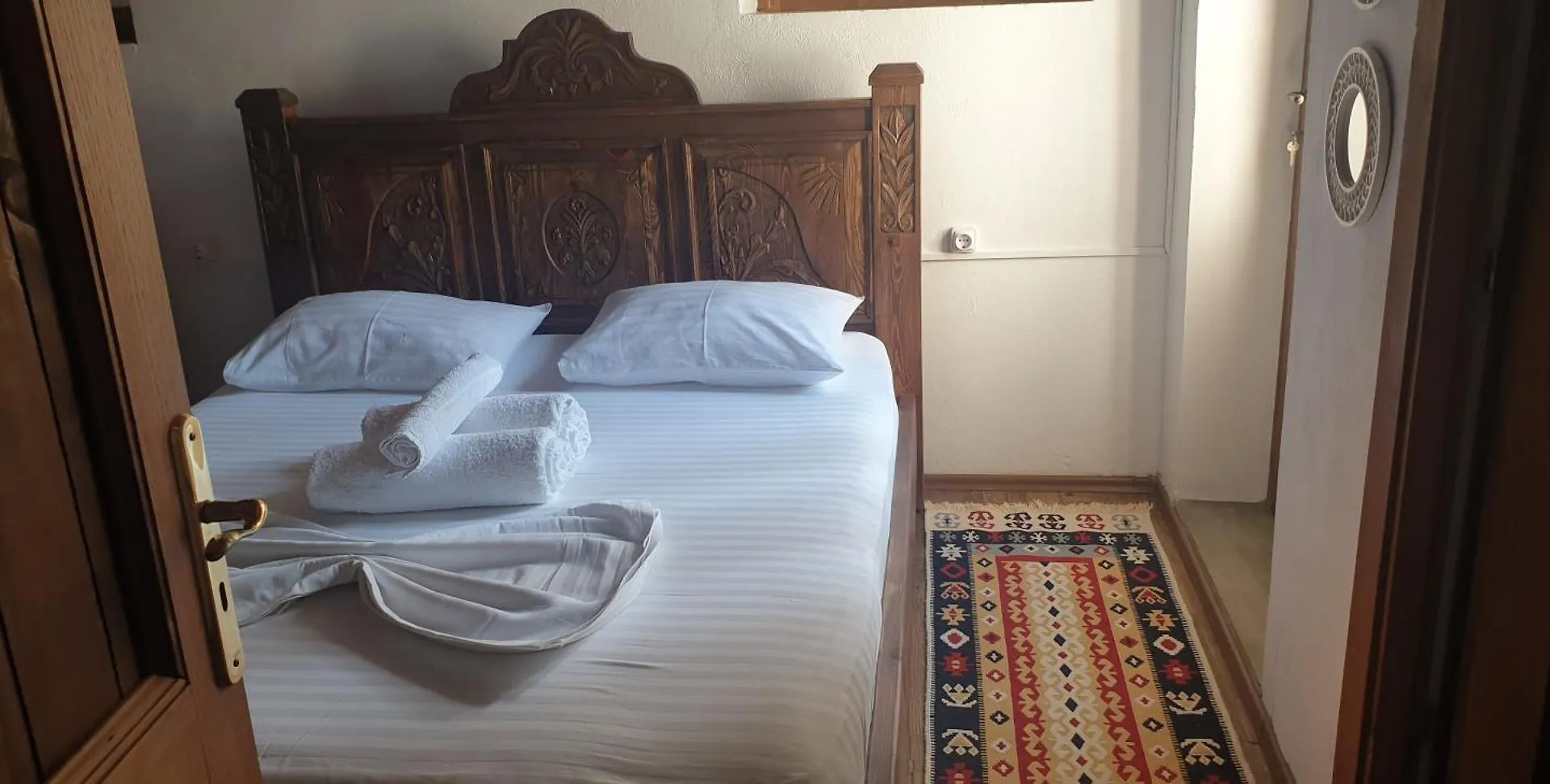 Silver Hill Guesthouse Gjirokastër 3*,